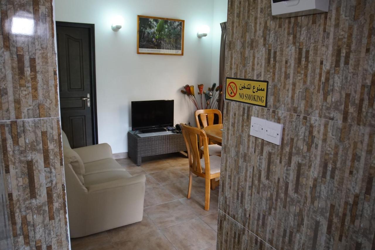 Appartamento Zeph Self Catering Baie Lazare  Esterno foto